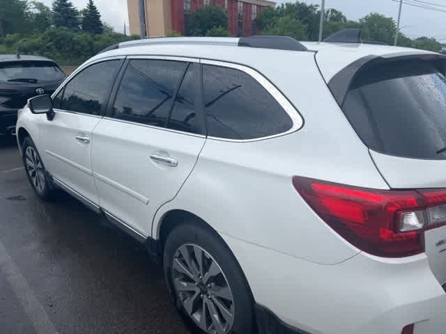 2017 Subaru Outback 2.5i Touring 5