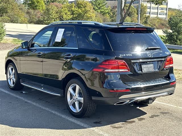 Thumbnail: 2016 Mercedes-Benz GLE - 31