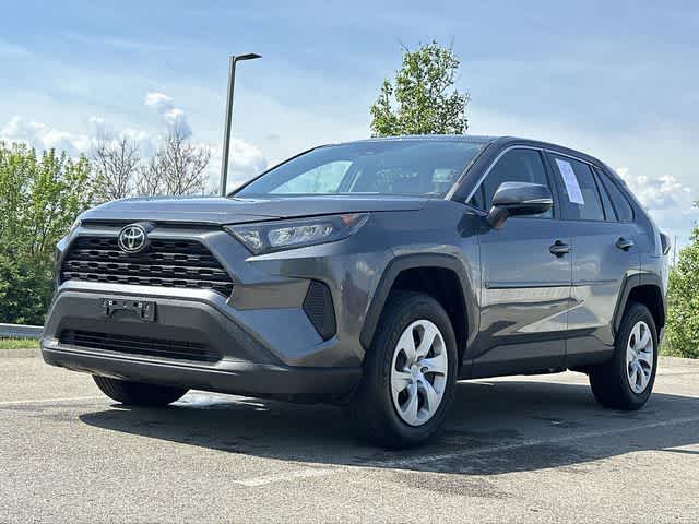 Thumbnail: 2022 Toyota RAV4 - 18