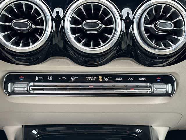 Thumbnail: 2025 Mercedes-Benz GLB - 16