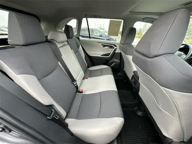 Thumbnail: 2023 Toyota RAV4 - 21