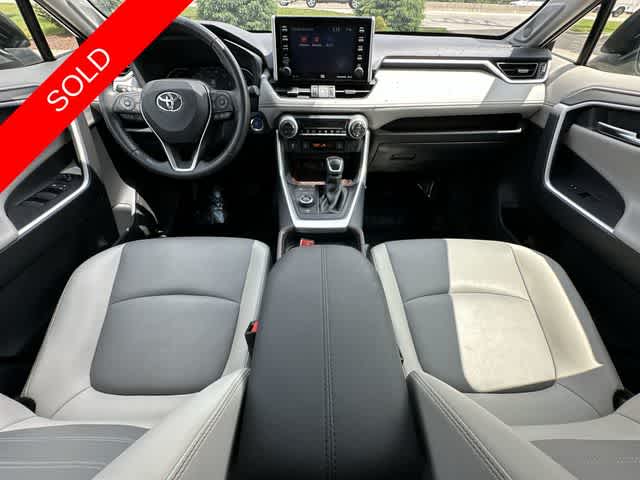 Thumbnail: 2020 Toyota RAV4 - 20
