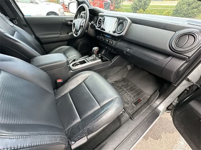 Thumbnail: 2021 Toyota Tacoma - 22