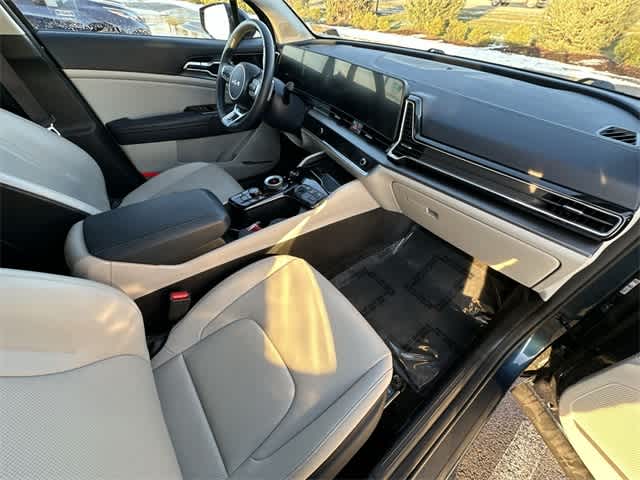 Thumbnail: 2023 Kia Sportage - 22