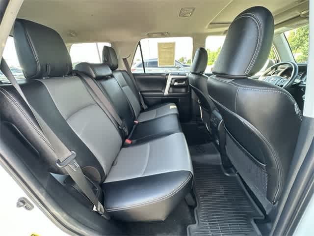 Thumbnail: 2022 Toyota 4Runner - 24