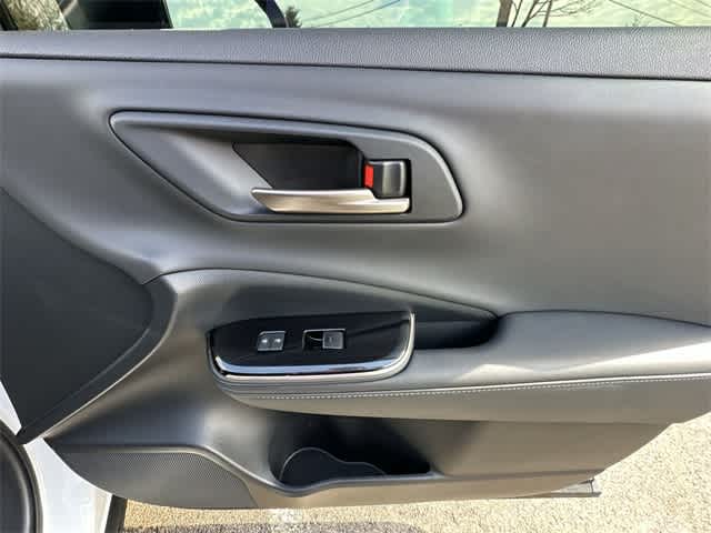 Thumbnail: 2025 Toyota Crown - 22