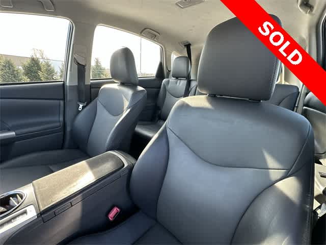 Thumbnail: 2013 Toyota Prius v - 13