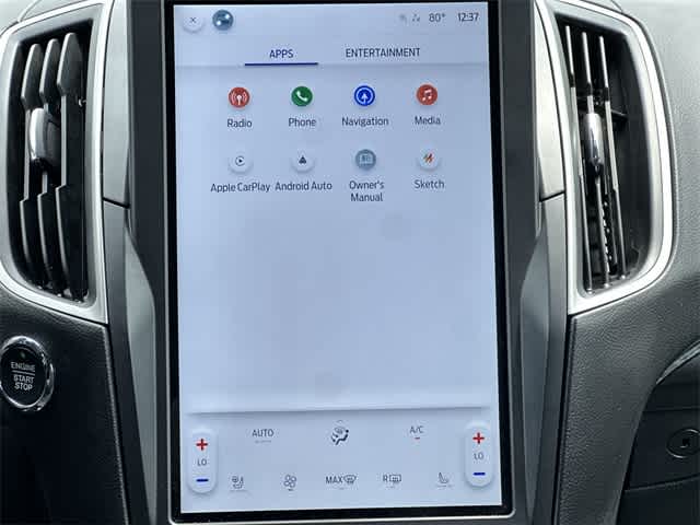 2022 Ford Edge  14