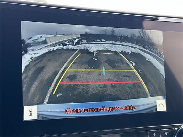 Thumbnail: 2024 Toyota Highlander - 14