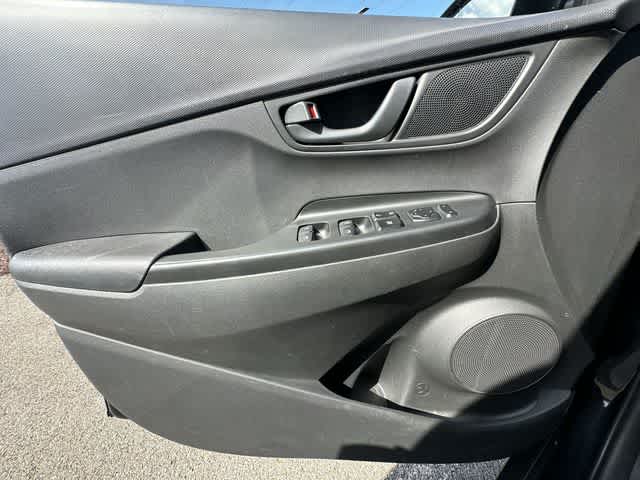 Thumbnail: 2021 Hyundai Kona - 15