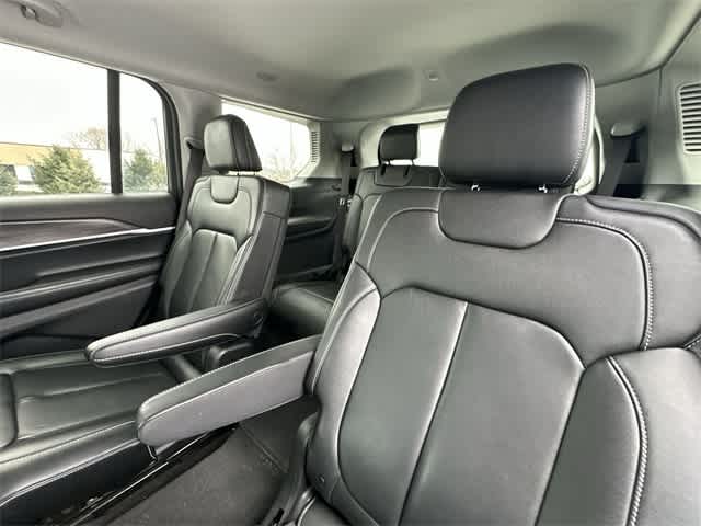 Thumbnail: 2021 Jeep Grand Cherokee L - 17