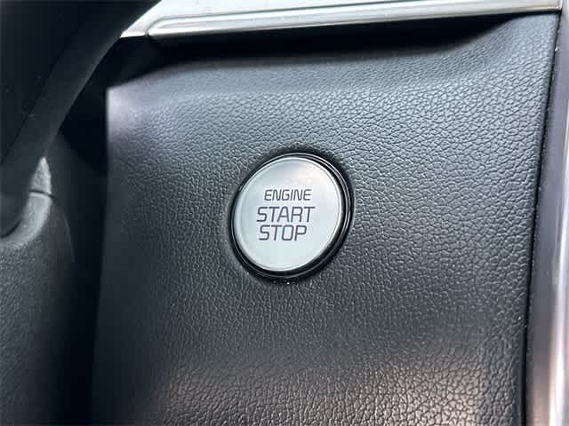 Thumbnail: 2023 Kia Sorento - 10