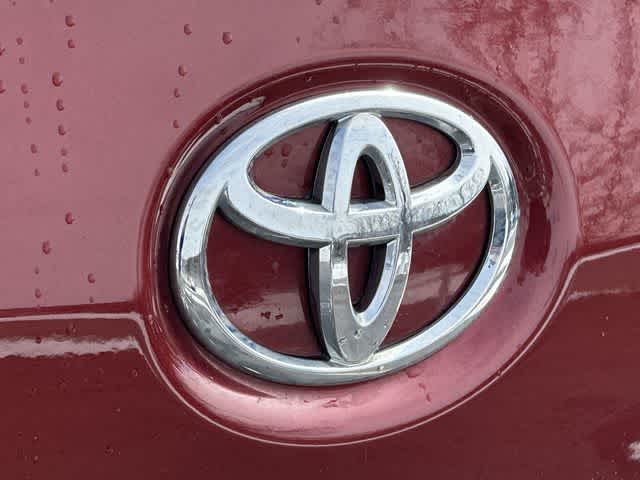 Thumbnail: 2018 Toyota Sienna - 19