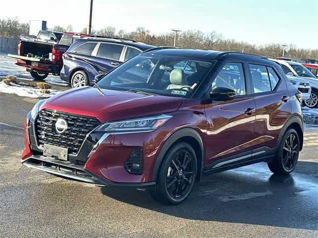Thumbnail: 2023 Nissan Kicks - 1