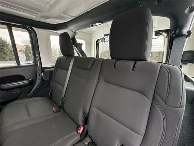 Thumbnail: 2020 Jeep Wrangler - 17