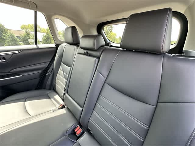Thumbnail: 2019 Toyota RAV4 - 16