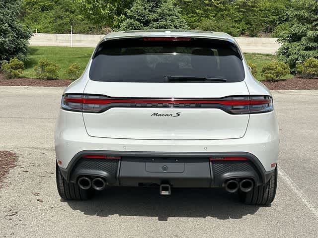 Thumbnail: 2024 Porsche Macan - 4