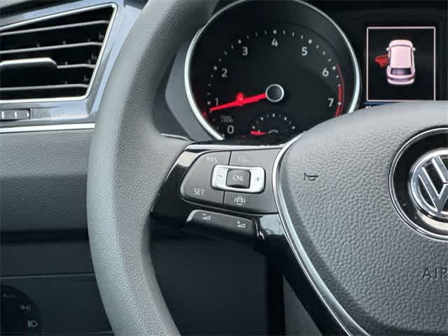 Thumbnail: 2020 Volkswagen Tiguan - 8