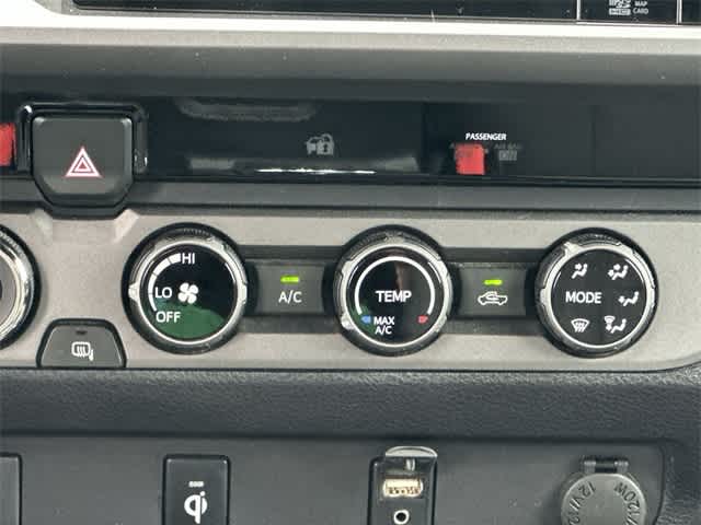 2016 Toyota Tacoma TRD Off-Road 15