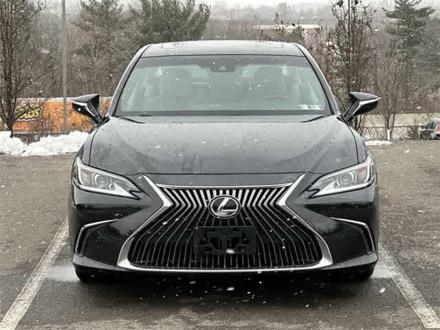 Thumbnail: 2021 Lexus ES - 29