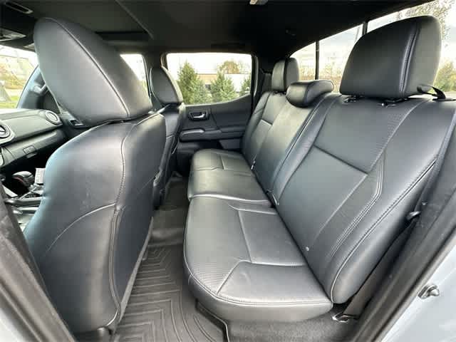 Thumbnail: 2021 Toyota Tacoma - 20