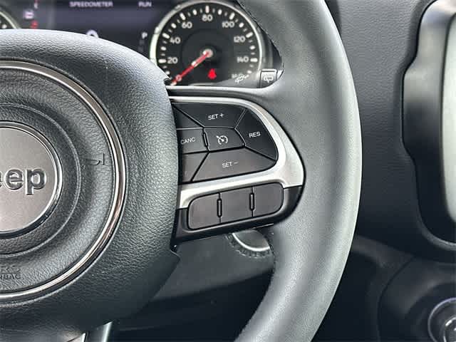 Thumbnail: 2021 Jeep Renegade - 9