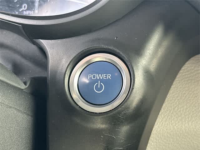 Thumbnail: 2021 Toyota Sienna - 11