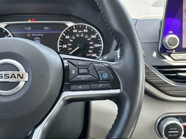 Thumbnail: 2019 Nissan Altima - 10