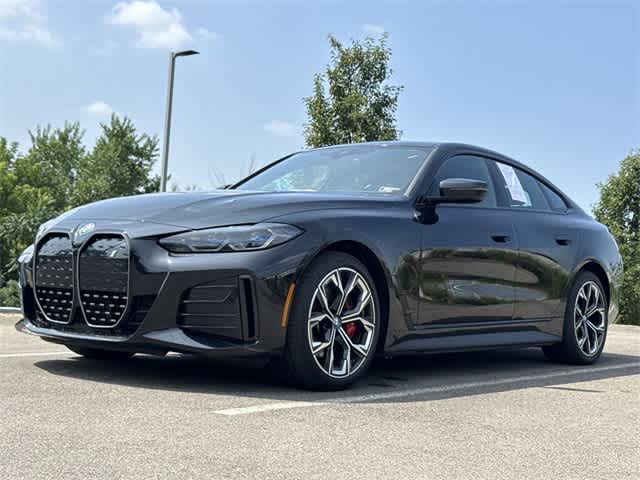 Thumbnail: 2023 BMW i4 - 21