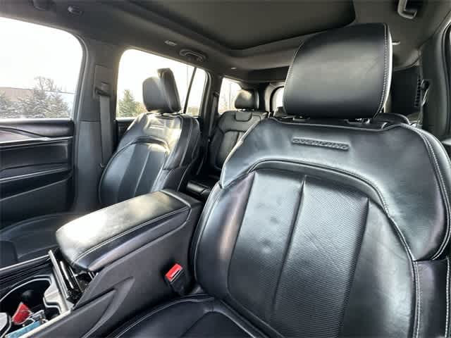 Thumbnail: 2022 Jeep Grand Cherokee - 18