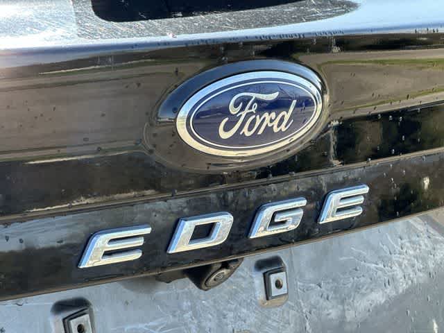 Thumbnail: 2022 Ford Edge - 17