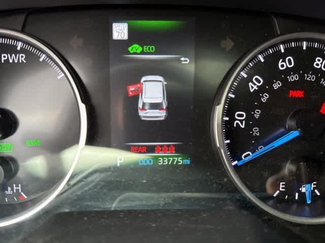 Thumbnail: 2022 Toyota RAV4 - 10