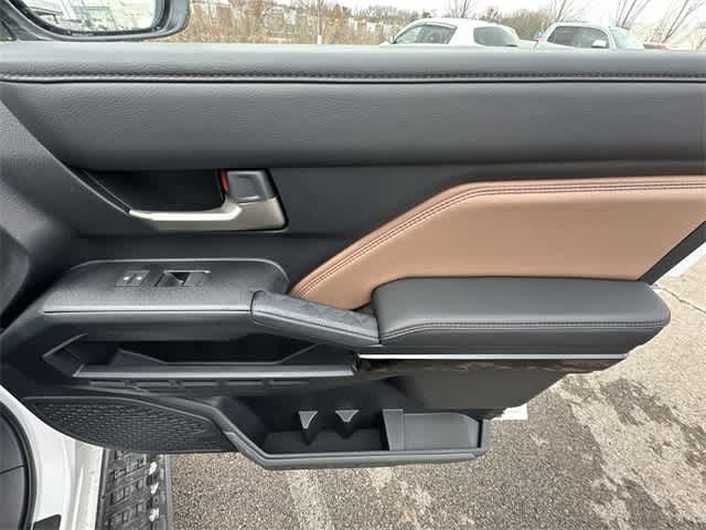 Thumbnail: 2025 Toyota 4Runner - 22