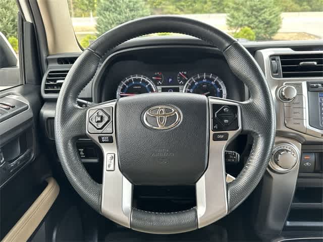 Thumbnail: 2016 Toyota 4Runner - 8