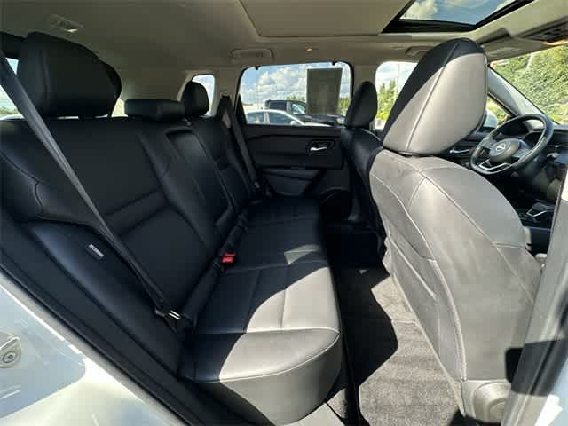 Thumbnail: 2022 Nissan Rogue - 21