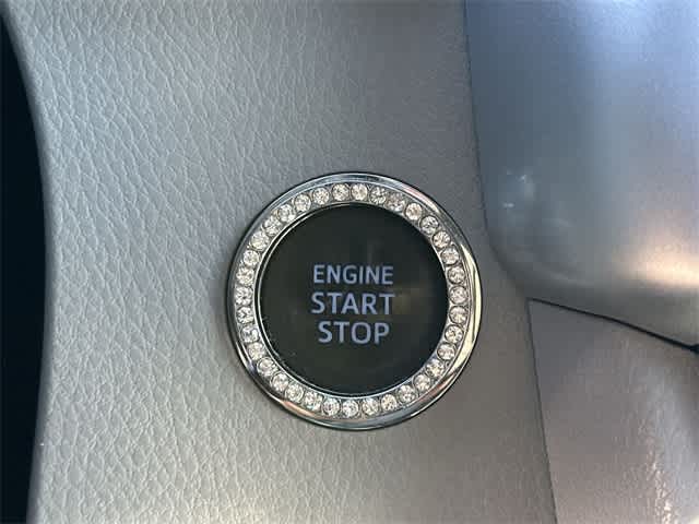 Thumbnail: 2018 Toyota Highlander - 11