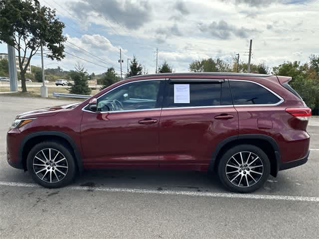 Thumbnail: 2017 Toyota Highlander - 2