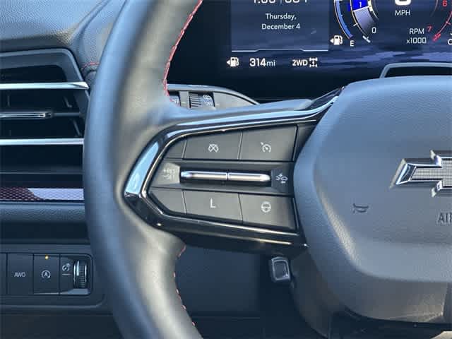 Thumbnail: 2024 Chevrolet Traverse - 9