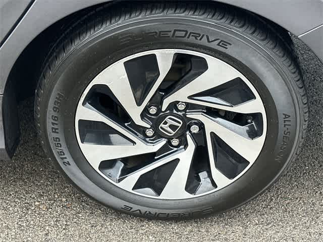 Thumbnail: 2017 Honda Civic - 5