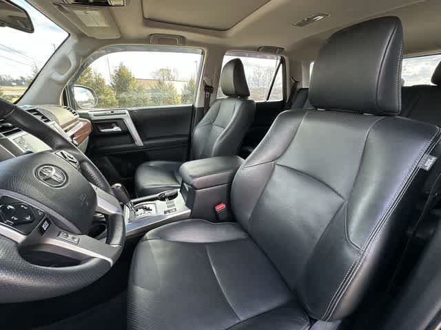 Thumbnail: 2022 Toyota 4Runner - 17