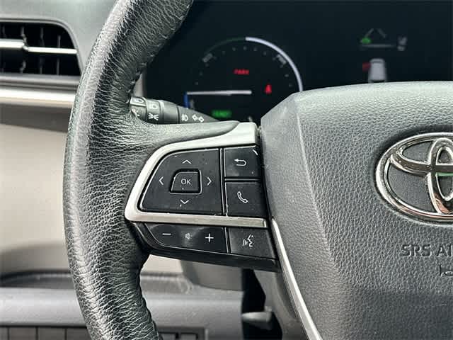 Thumbnail: 2022 Toyota Sienna - 9