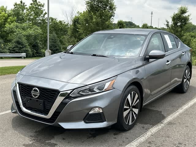 2022 Nissan Altima SV -
                  Cranberry Township, PA