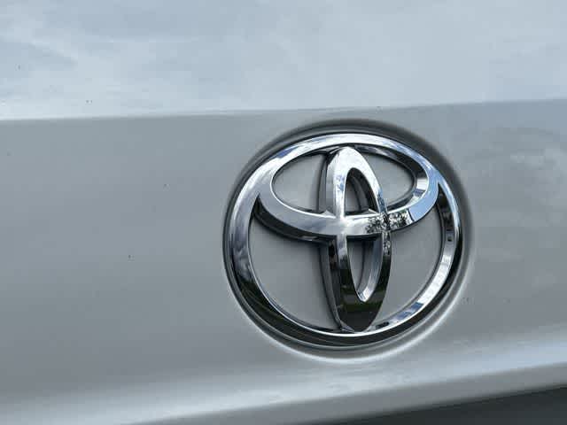Thumbnail: 2023 Toyota Highlander - 29