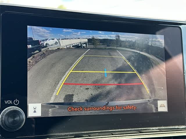 Thumbnail: 2023 Toyota RAV4 - 14