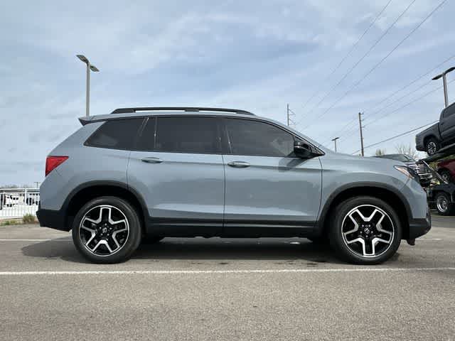 Thumbnail: 2023 Honda Passport - 3