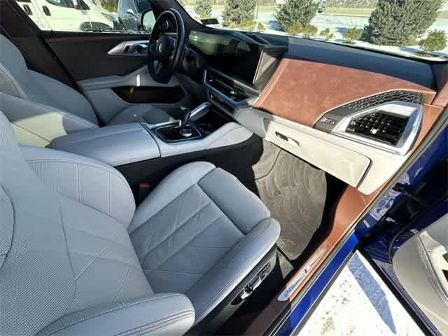 Thumbnail: 2023 BMW XM - 22