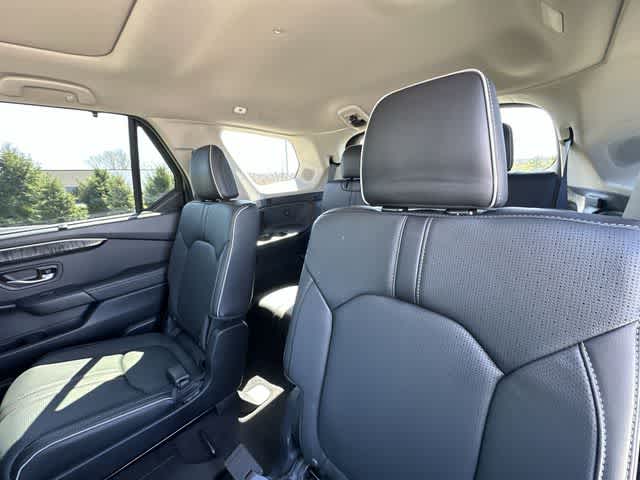 Thumbnail: 2024 Honda Pilot - 18