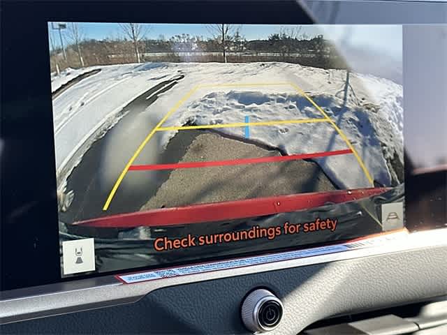 Thumbnail: 2025 Toyota Crown - 12