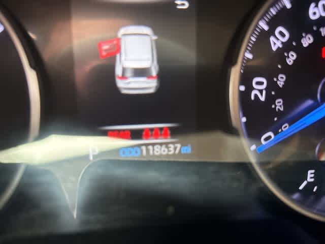 Thumbnail: 2021 Toyota RAV4 - 9