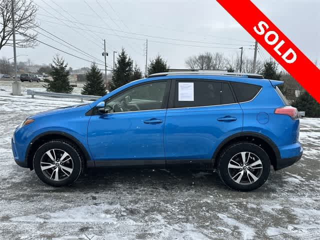 Thumbnail: 2017 Toyota RAV4 - 2